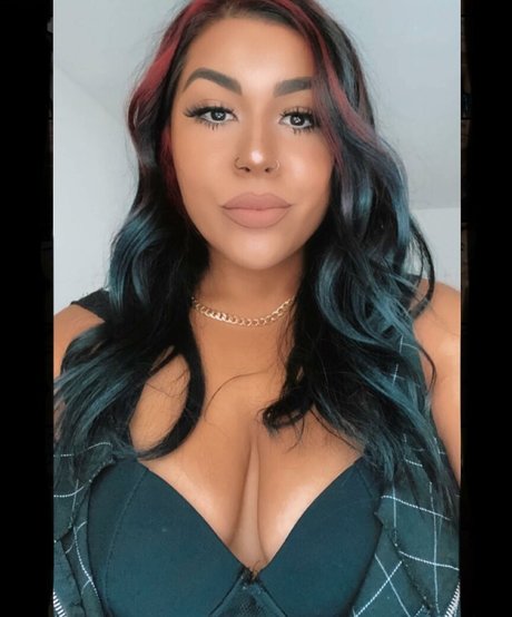 gabrielamal_ onlyfans leak naked