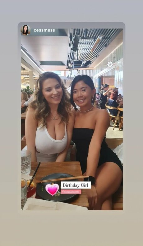 shazzabazzza onlyfans leaked.