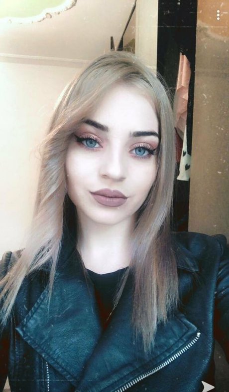 veronika it onlyfans naked leaked