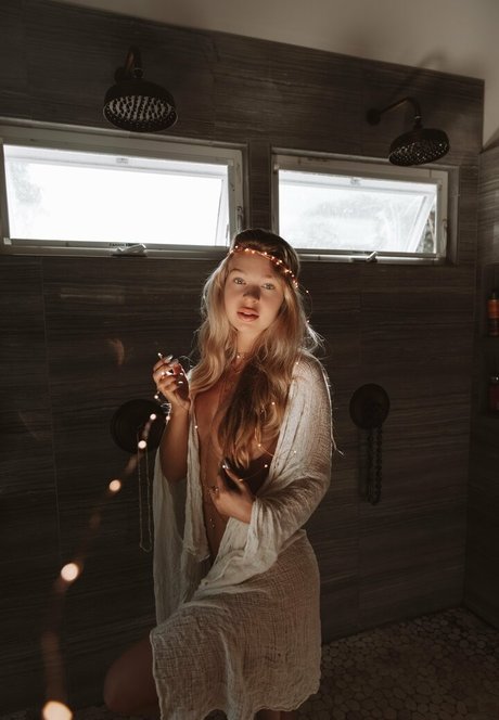 freyaannerayy ass onlyfans