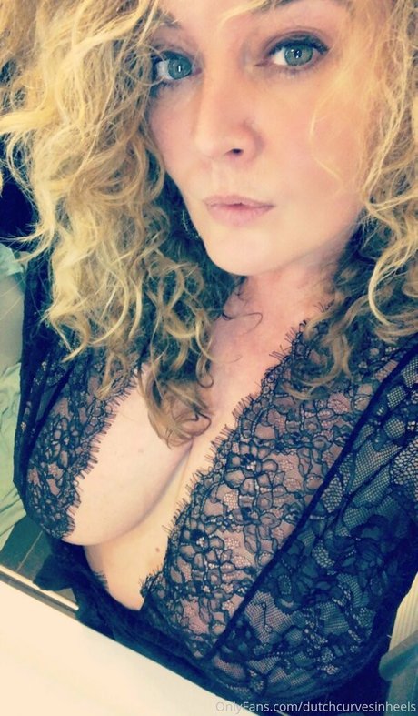 dutchcurvesinheels only fans sex