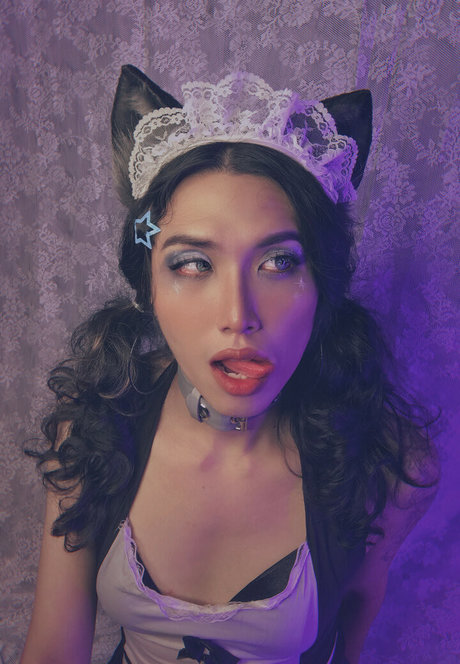 Emily Yunicorn nude onlyfans leaked