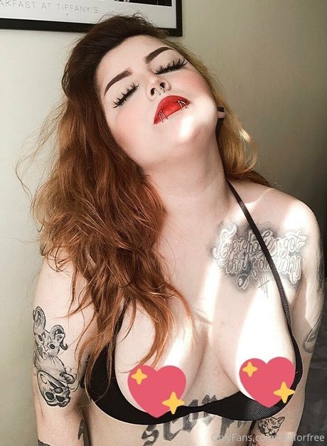 ellaforfree onlyfans content