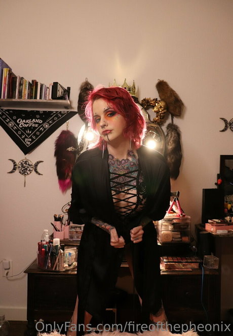 fireofthepheonix nude onlyfans leaks