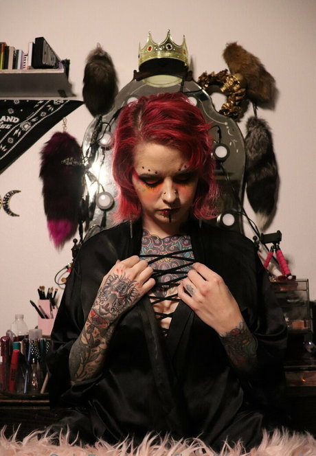 fireofthepheonix onlyfans posts