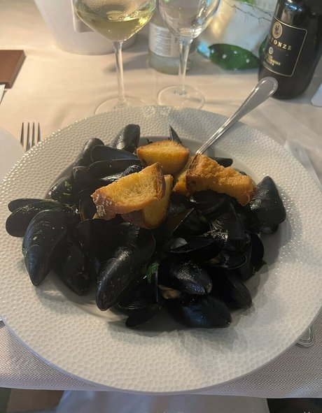 ross ella onlyfans page