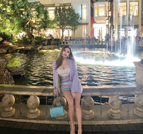 Rebecca Liu onlyfans nudes