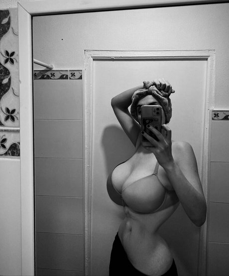 Castiza Vixens naked onlyfans leaks