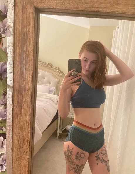 gillianfoxglove only fans pic