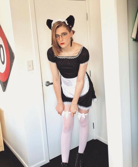 Alice In Wonder1and joi onlyfans