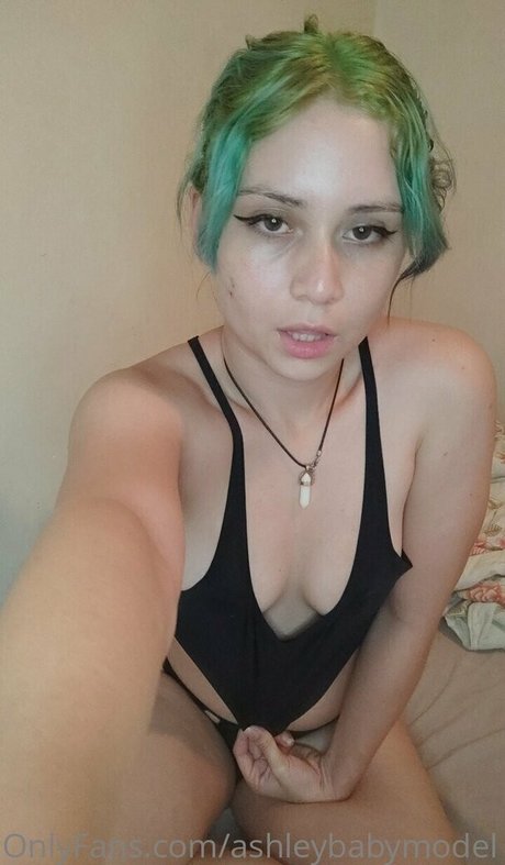 ashleybabymodel onlyfans naked
