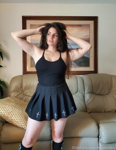 realaikobliss only fans nudes