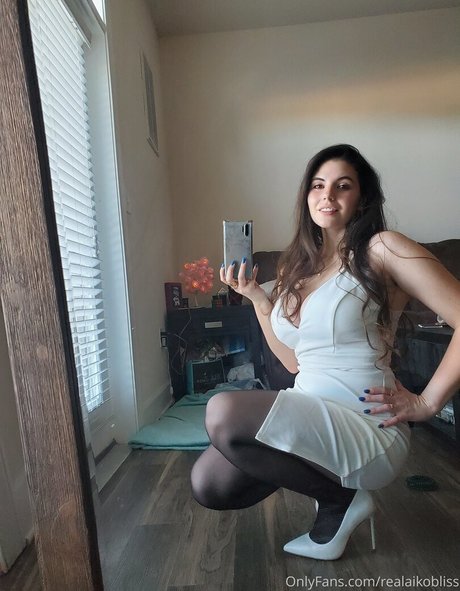 realaikobliss onlyfans posts