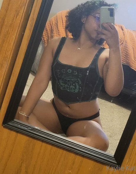 kayliekat onlyfans page