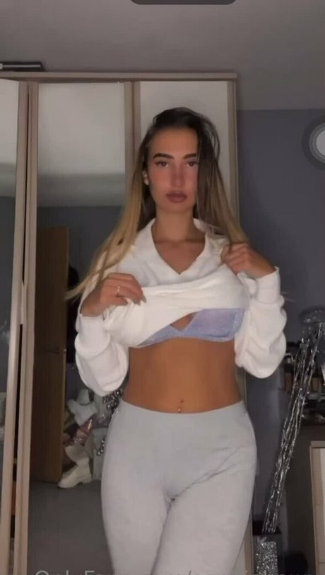 sophiebowx only fans photos