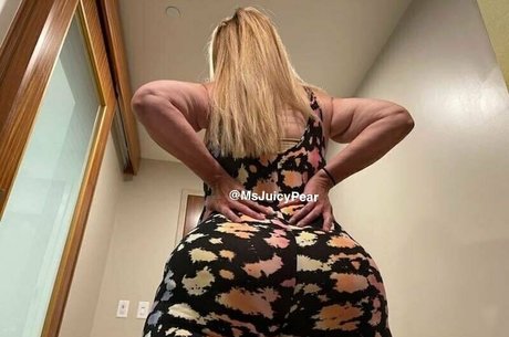 msjuicypear onlyfans sex leak