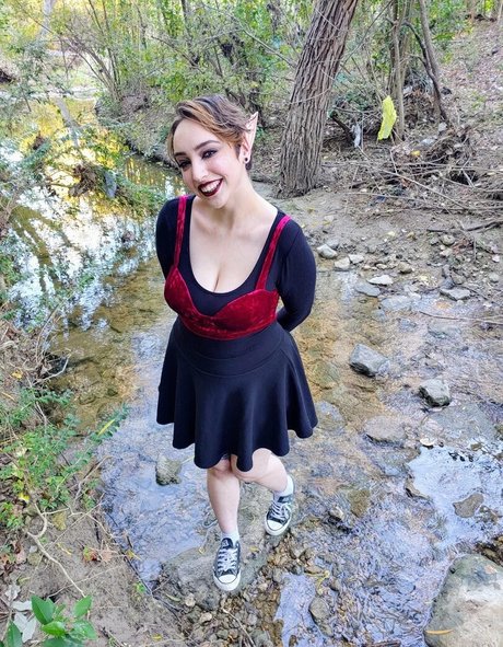 callme ickiervickyfree onlyfans leak naked