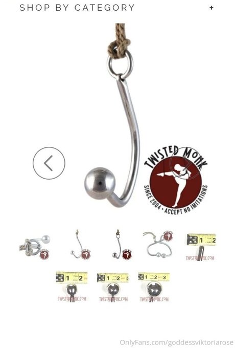 goddessviktoriarose onlyfans strip tease