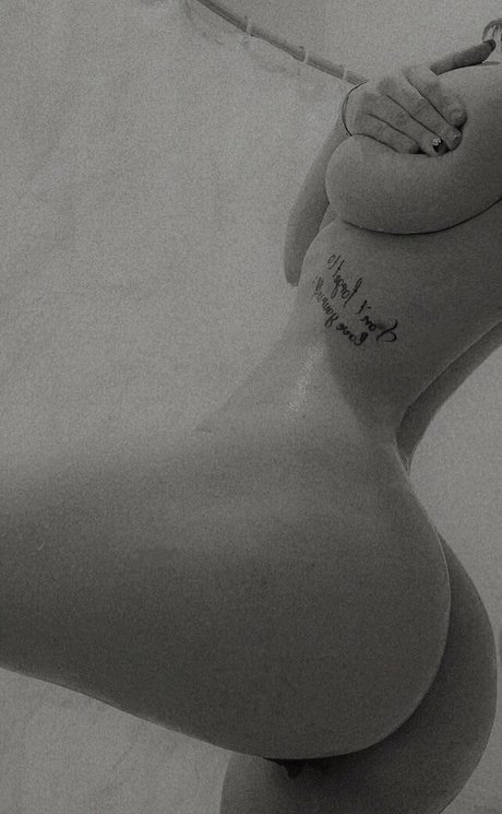 ItsRavenRoses leaked onlyfans nudes