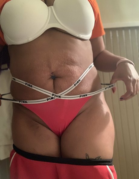 chesshy luv onlyfans free content