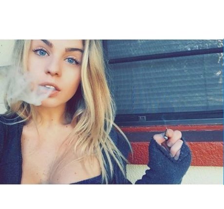 shannonc942 onlyfans nude pics