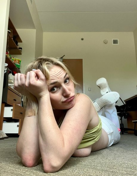 photogirlleigh onlyfans leaked nude