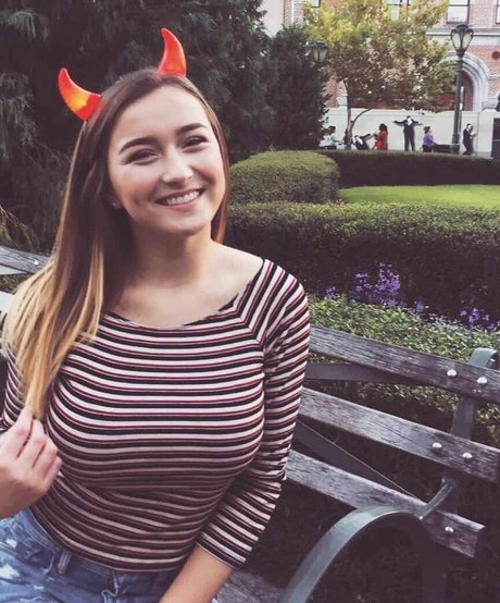 Tyler Whitaker naked onlyfans