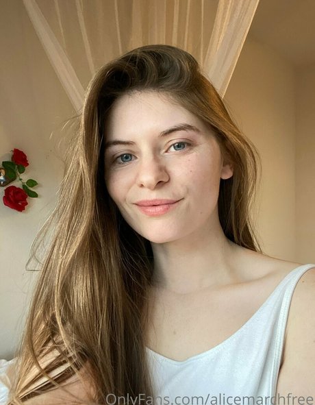 alicemarchfree onlyfans free porn