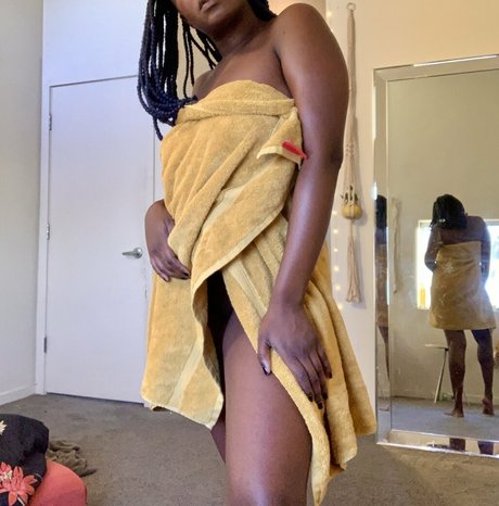 nillalena leaked onlyfans pics