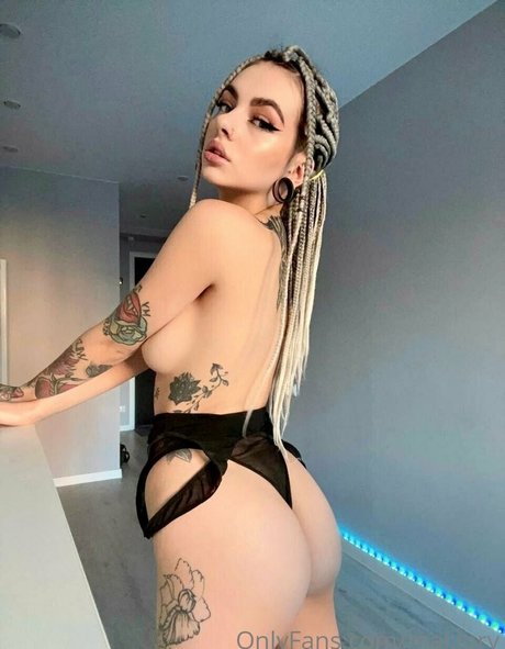 mal lory only fans pics