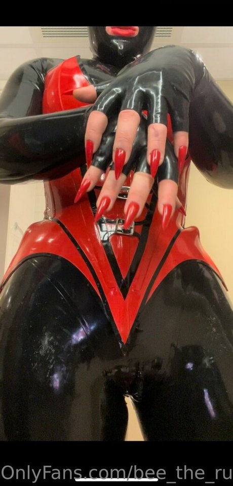 bee the rubber doll onlyfans nude pics