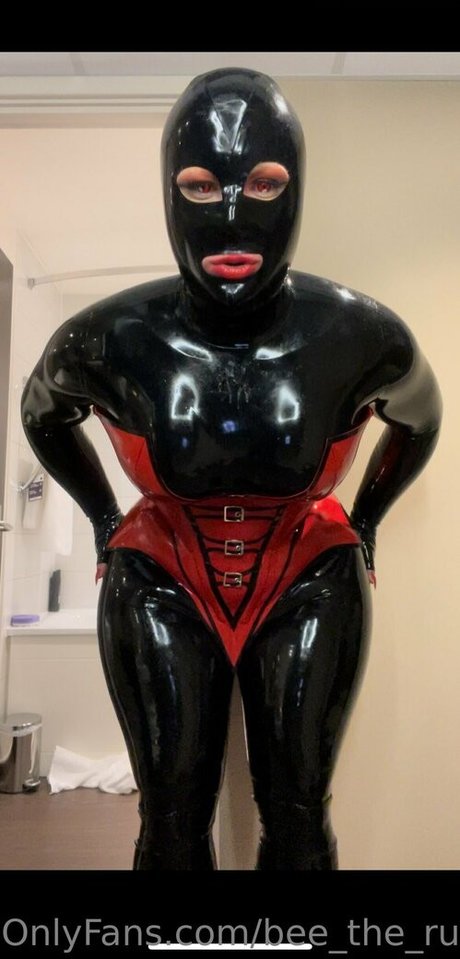 bee the rubber doll nudes leaked onlyfans
