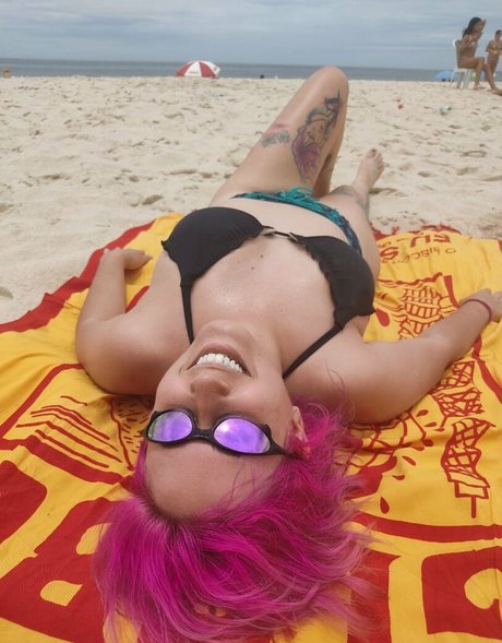 SassNessie nude leak onlyfans