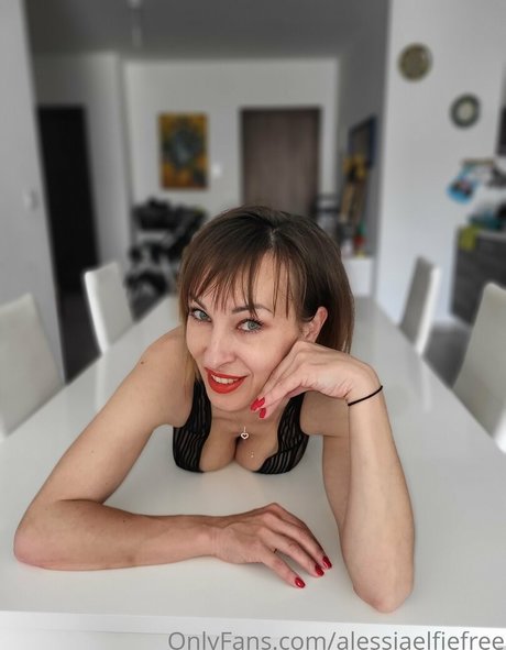 alessiaelfiefree onlyfans hot