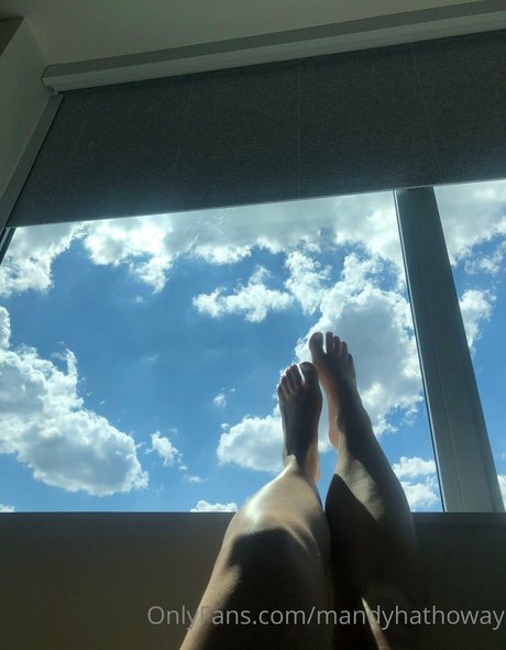 mandyhathoway onlyfans nude
