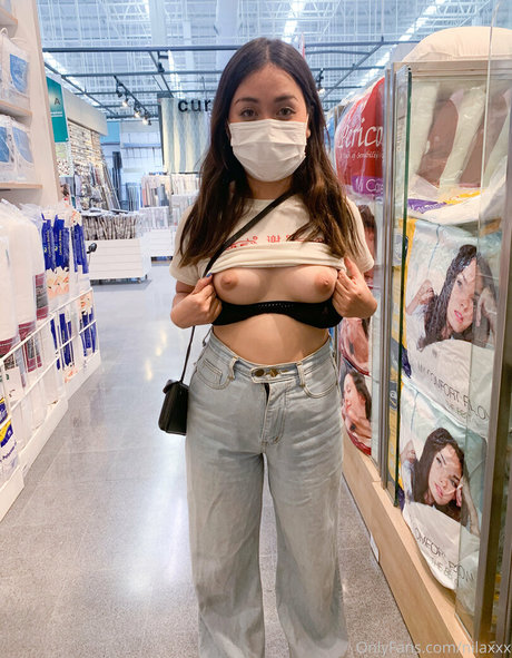 nilaxxx leaked onlyfans porn