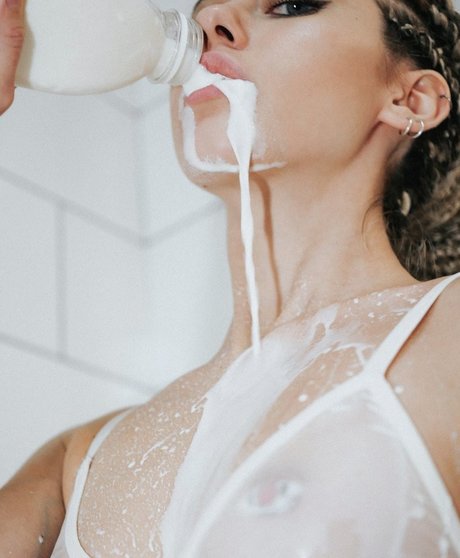 amnamalia tits onlyfans