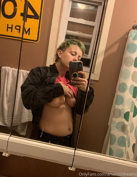 arsonistdreams onlyfans leaks porn