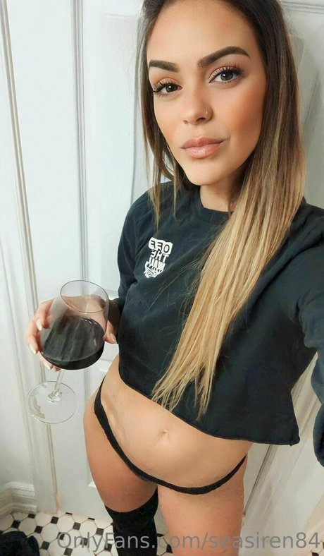 seasiren84 onlyfans naked porn
