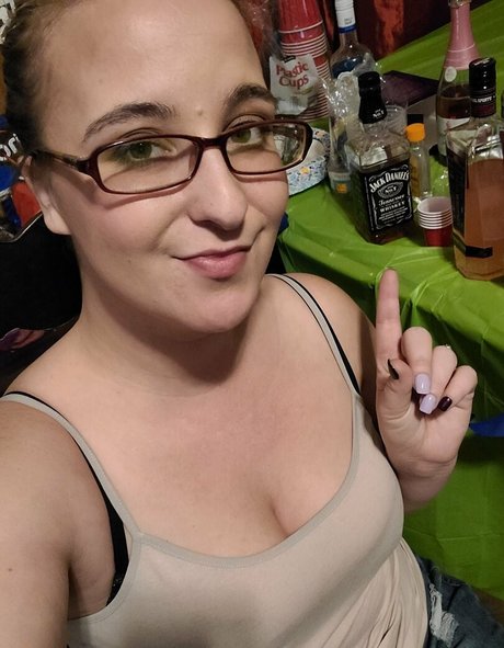 laurajaneuncensored onlyfans lean