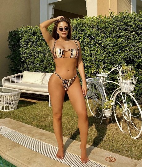 larsapippen onlyfans leak nude