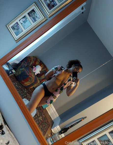 Slightly Expired onlyfans leak