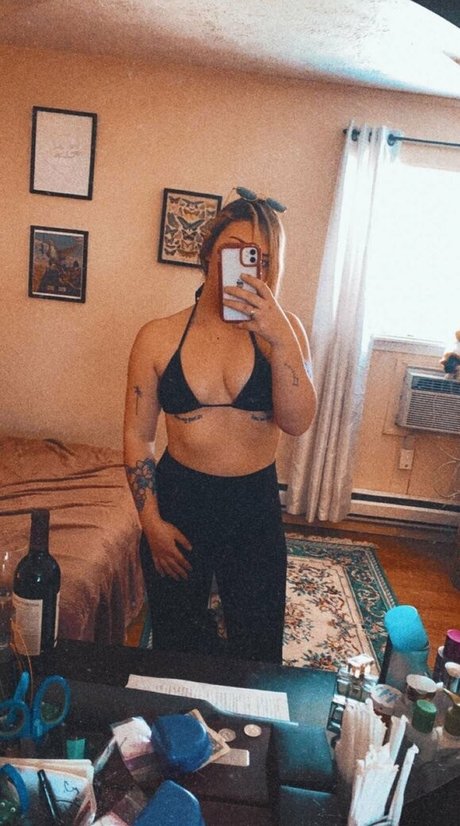 sydneypaigexx onlyfans images