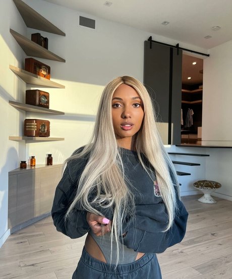 Mary Senn ass onlyfans