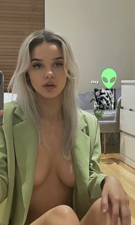 Indienna nude onlyfans pics