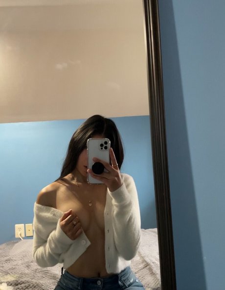 isabelle baby23 nude only fans leaks