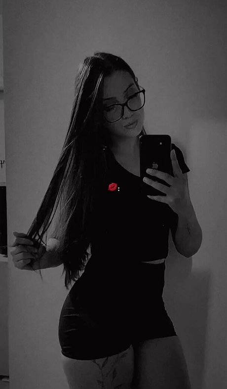 Karen Sara nudes leaked onlyfans