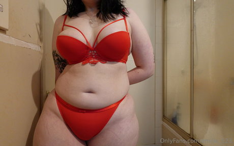 emilia 123 onlyfans nude