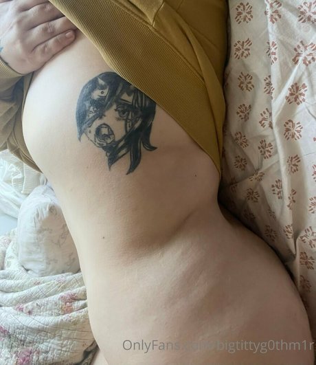 bigtittyg0thm1r porn onlyfans