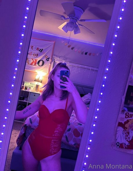 anna1001 onlyfans nudes